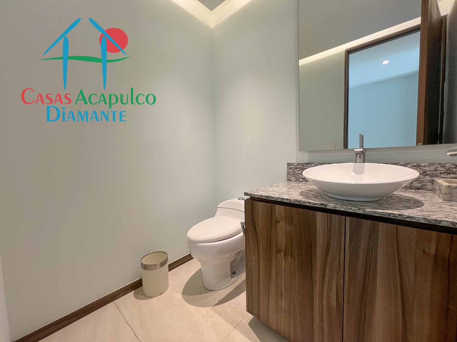 La Isla Emerald PH B - Baño de visitas 1